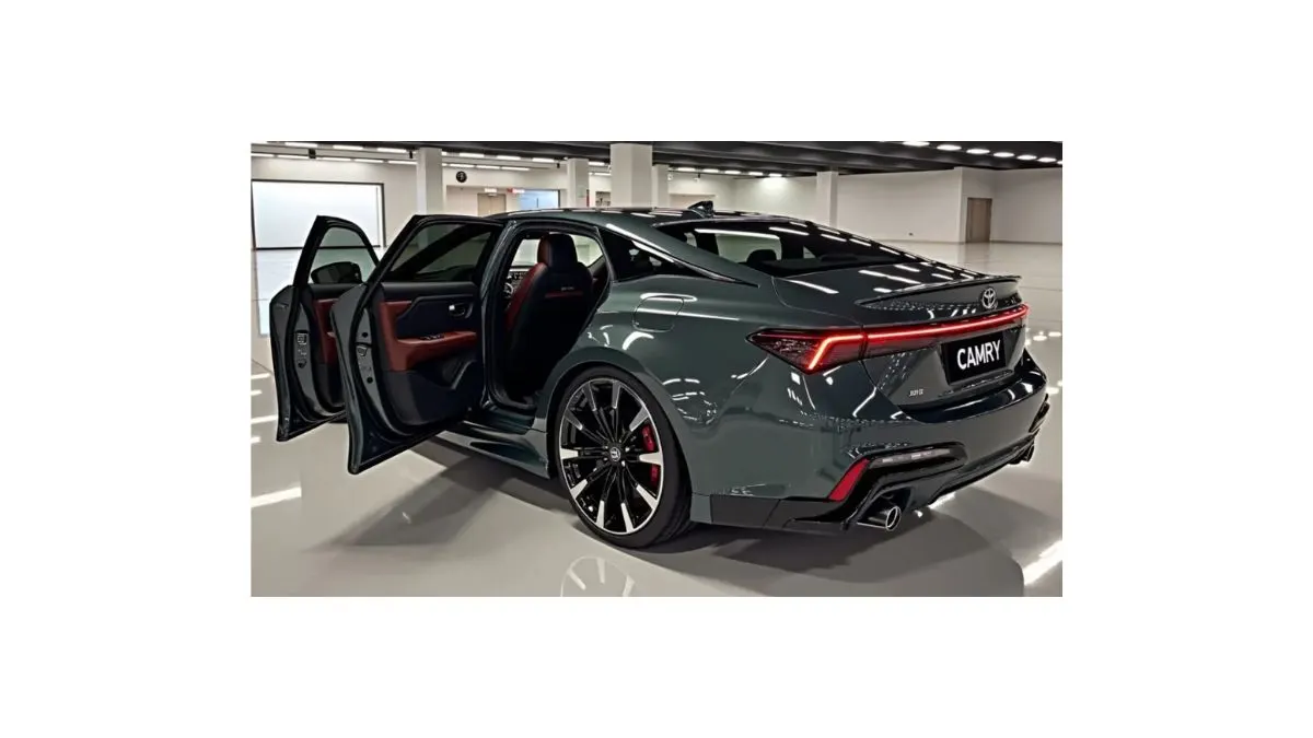 Toyota Camry Hybrid 2026 – luxurious, powerful, efficient, stunning, advanced, safe sedan exterior in India
