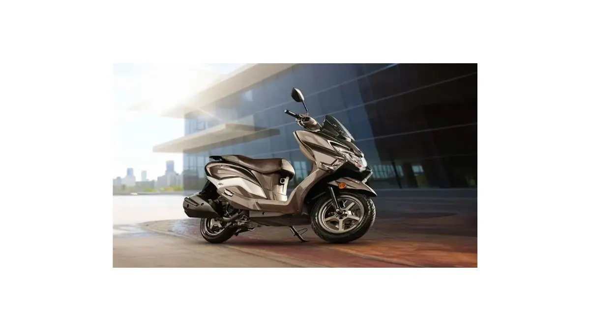 Suzuki Burgman Street 125 2026 model with premium design and LED headlamp